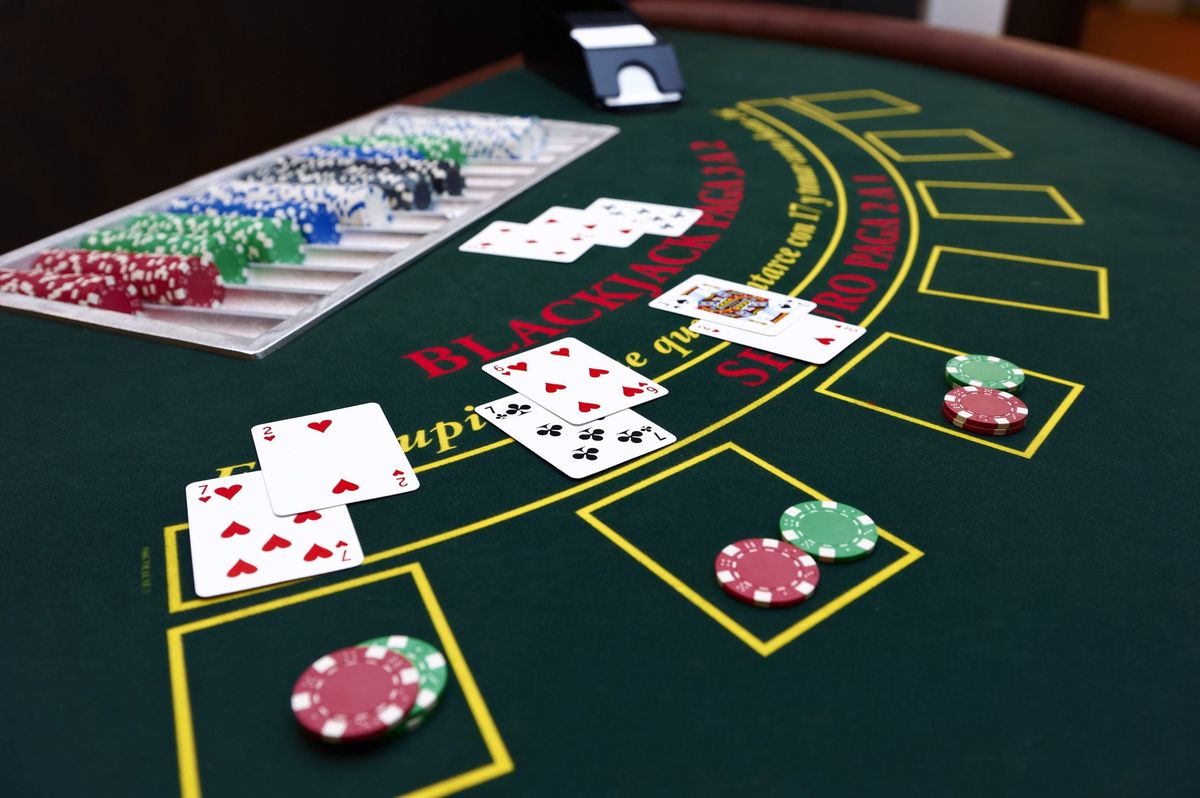 پاکستان میں Black Hawk Casino کا آن لائن کیسینو سیکشن کھولیں۔